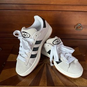 Size 7 Adidas Campus 00s. Perfect condition, like new.